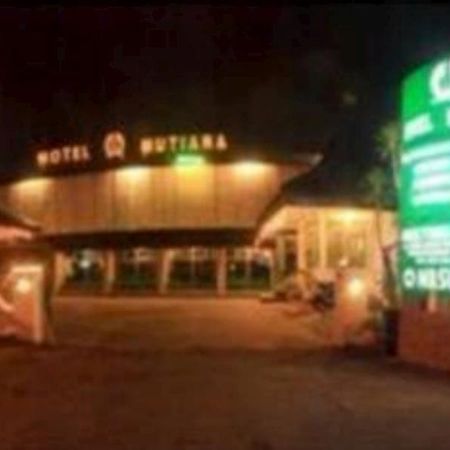 مالانغ Mutiara Hotel المظهر الخارجي الصورة